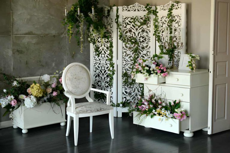Bringing Nature Indoors: How Floral Decoration Can Enhance Your Home’s Aesthetic?